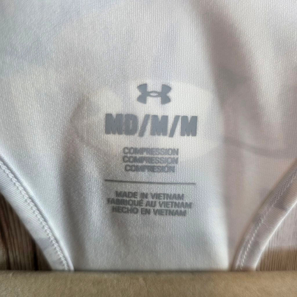 Women's Under Armour Tank Top Size M White Gray - Picture 3 of 7